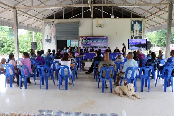 โครงการการควบคุมโรคขาดสารไอโอดีน  ณ ศาลาประชาคมบ้านบัวพระ หมู่ที่ ๓ ตำบลโคกย่าง